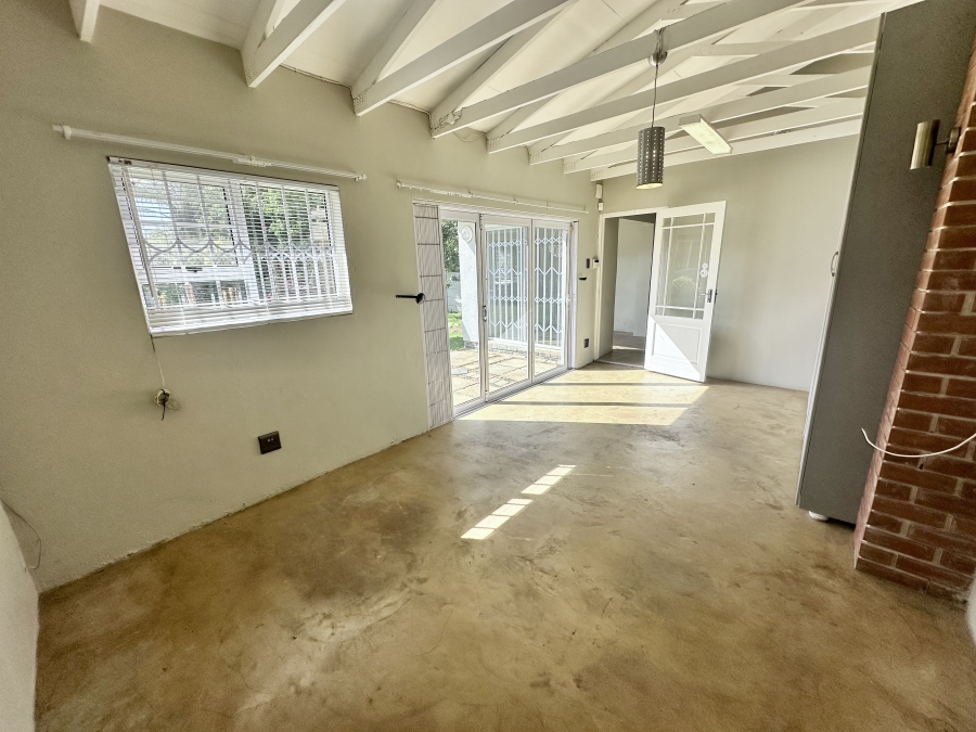 4 Bedroom Property for Sale in Miramar Eastern Cape
